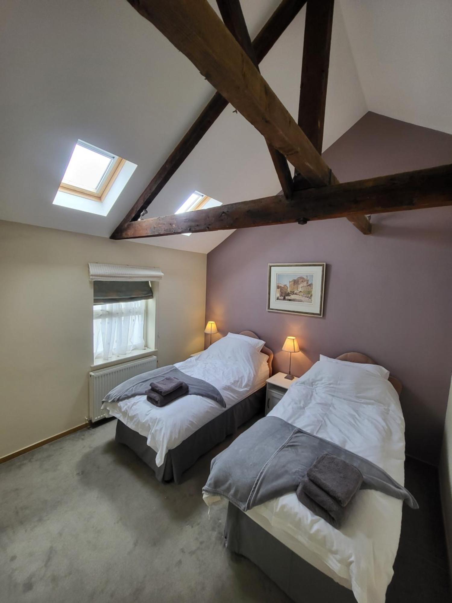 The Coach House Villa Cheltenham Eksteriør billede